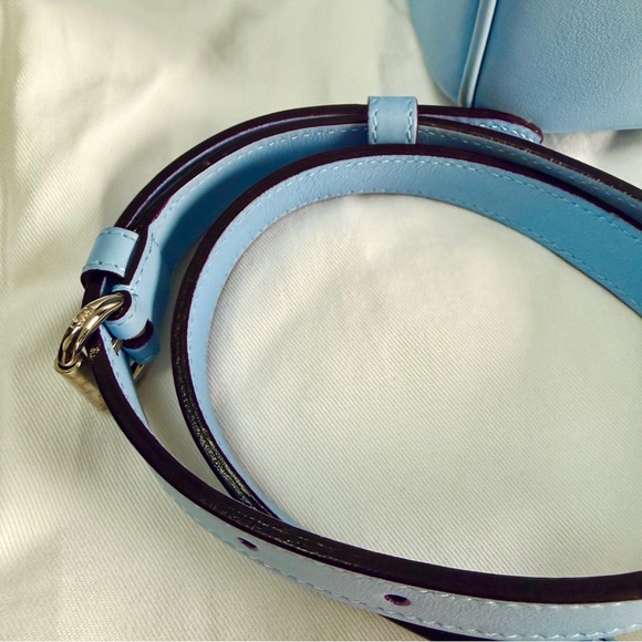 Christian Dior Medium Diorissimo Bag in Light Blue Calfskin - Picture 14 of 16